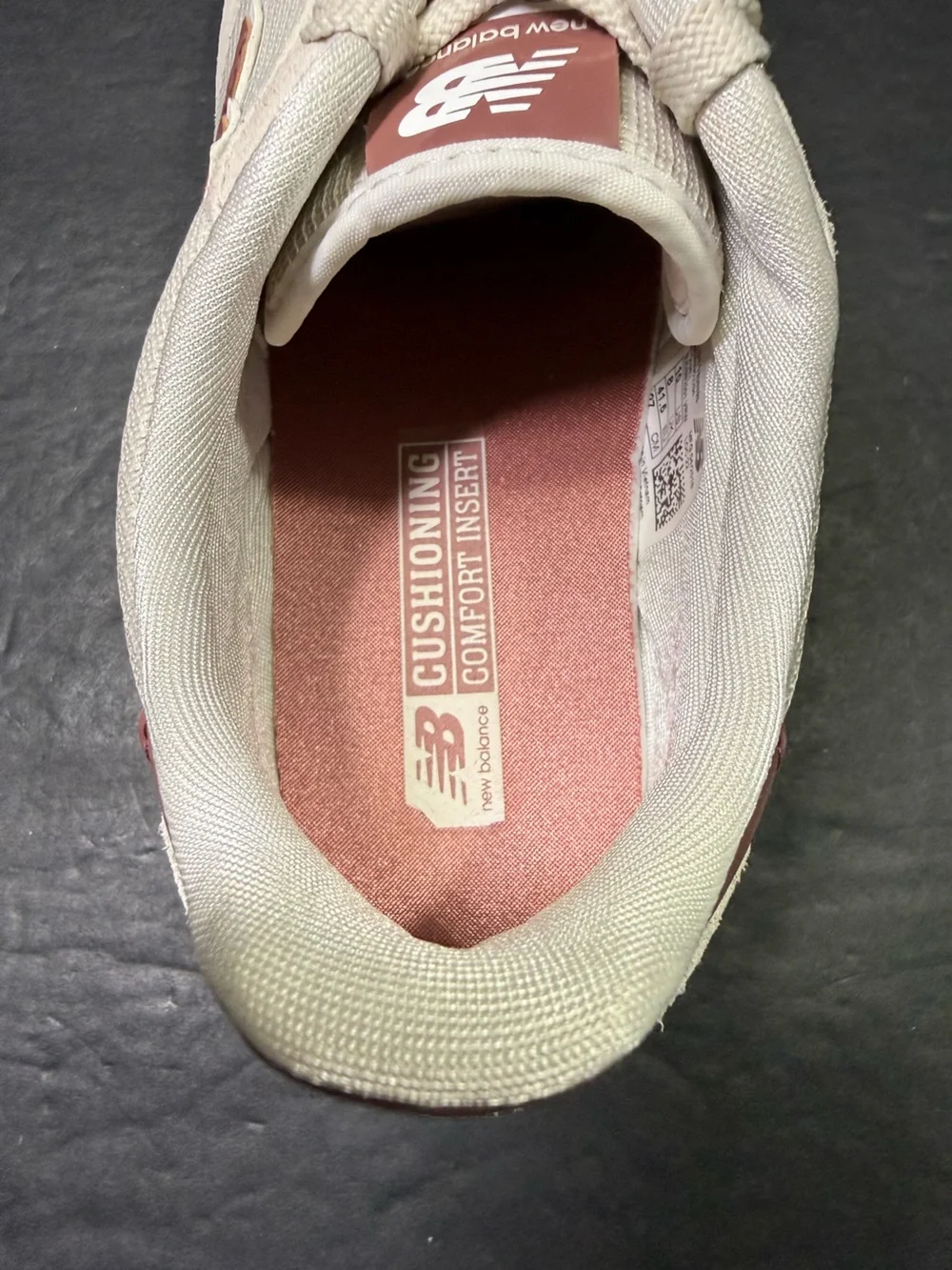 New Balance 311 Women’s Cream Pink Sneakers Shoe Size- 11